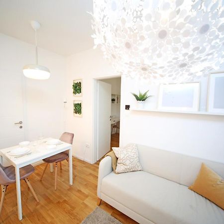 Apartment Fala - Self Check-In 0-24, Fast Wi Fi, City Center Zagreb Exterior photo