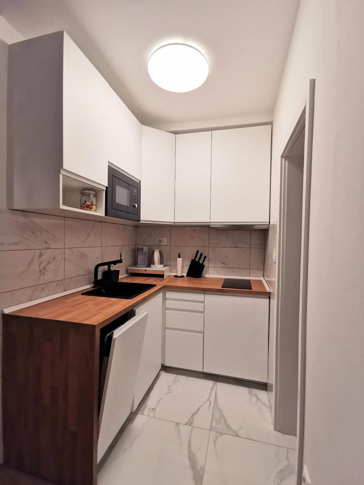 Apartment Fala - Self Check-In 0-24, Fast Wi Fi, City Center Zagreb Exterior photo