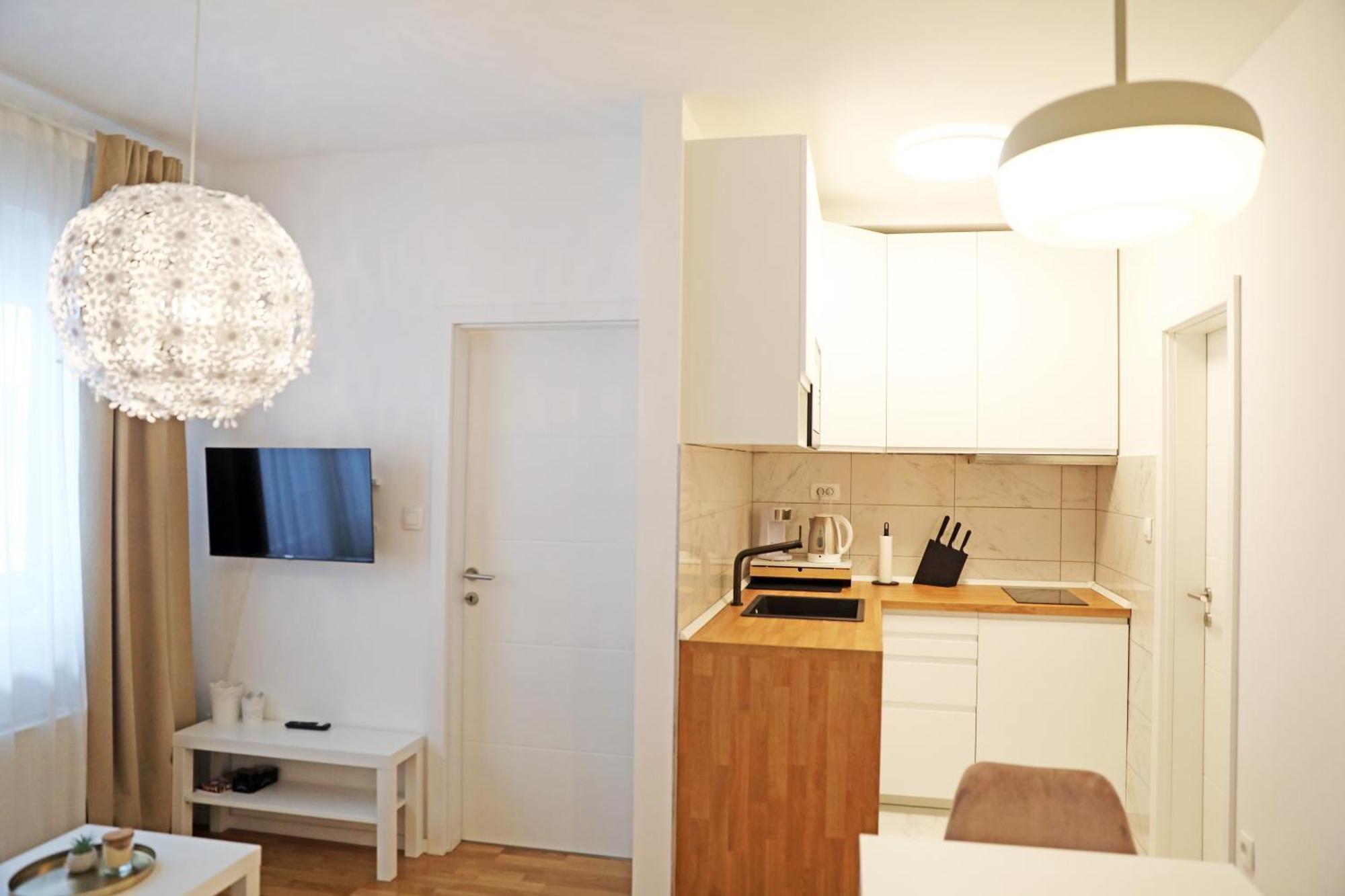 Apartment Fala - Self Check-In 0-24, Fast Wi Fi, City Center Zagreb Exterior photo